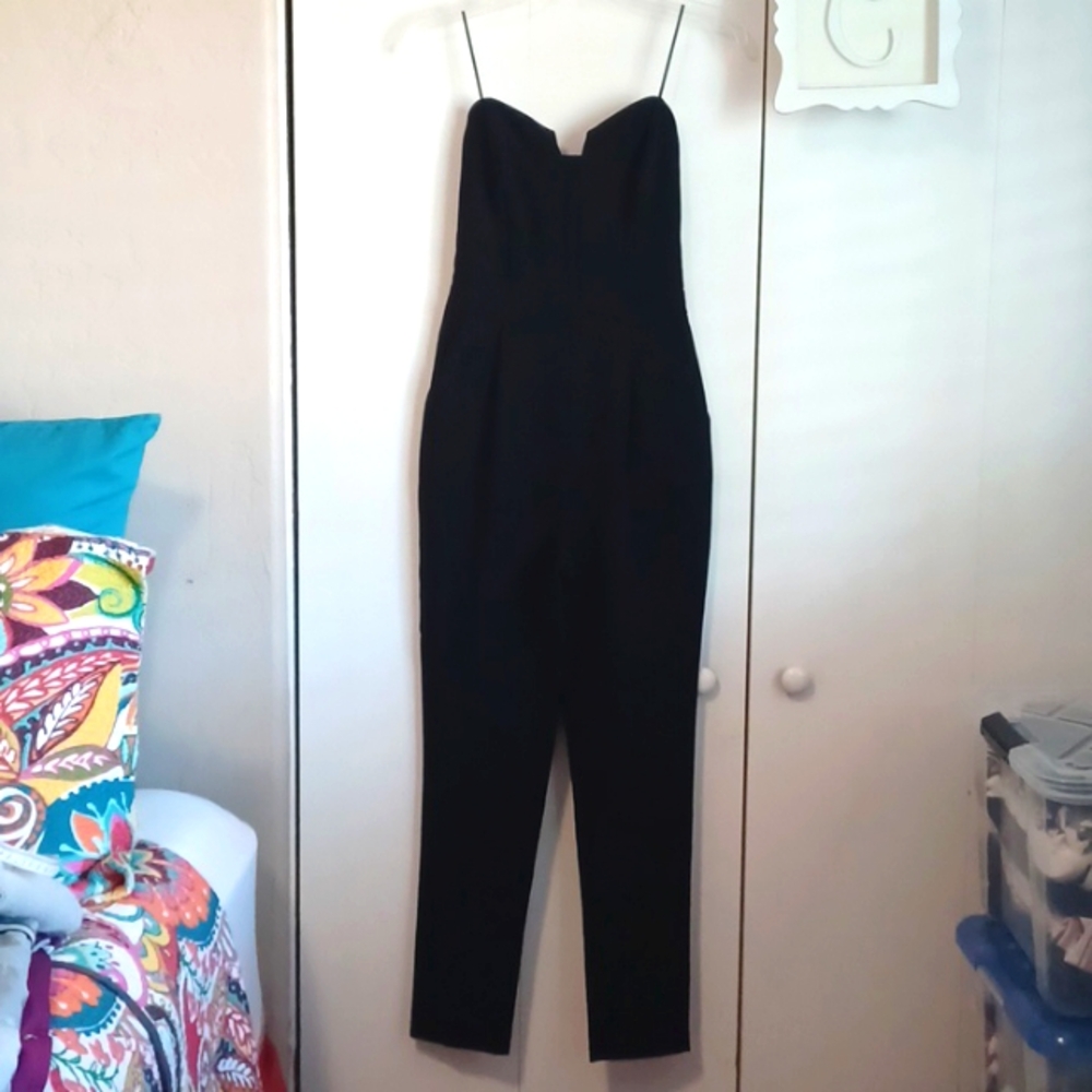 Adelyn Rae, Black strapless Jumper Sz. XS